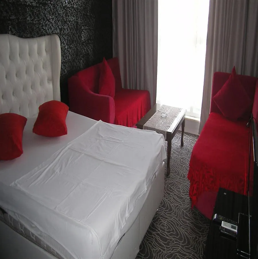 The Tuyap Rainbow Suites Çatalca 2*,  Turquía